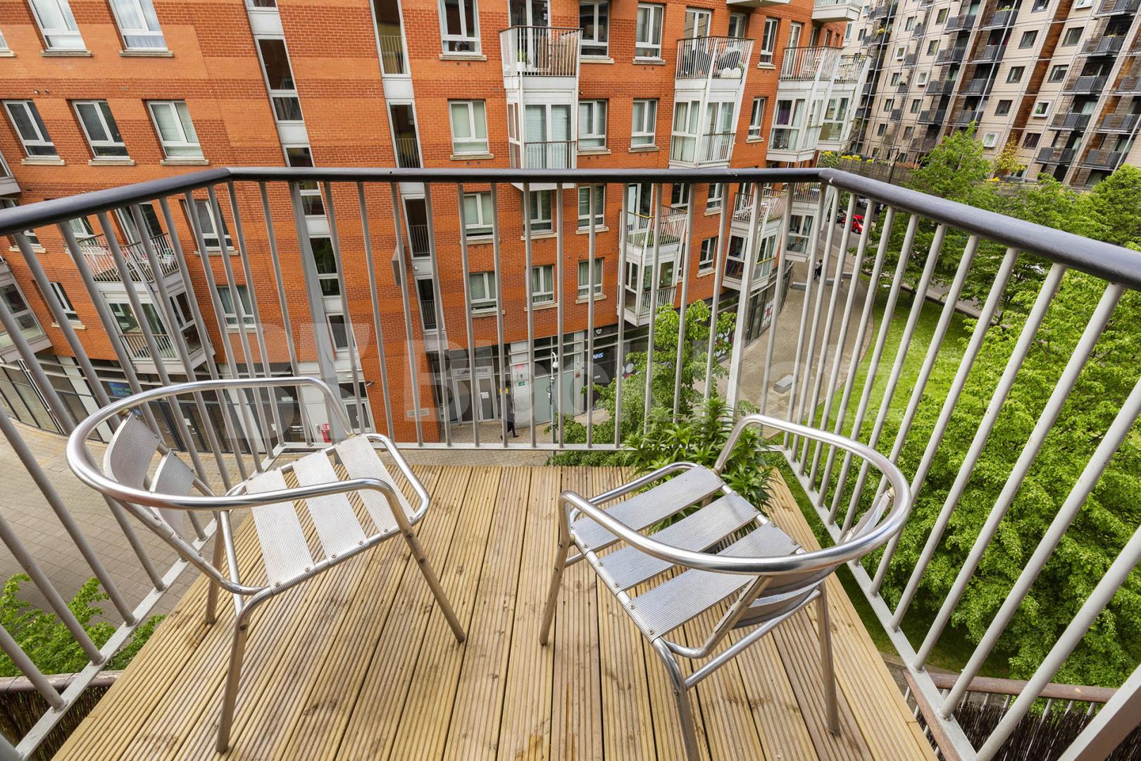 1 bedroom in private development with concierge and private balcony Eden Grove , Holloway
